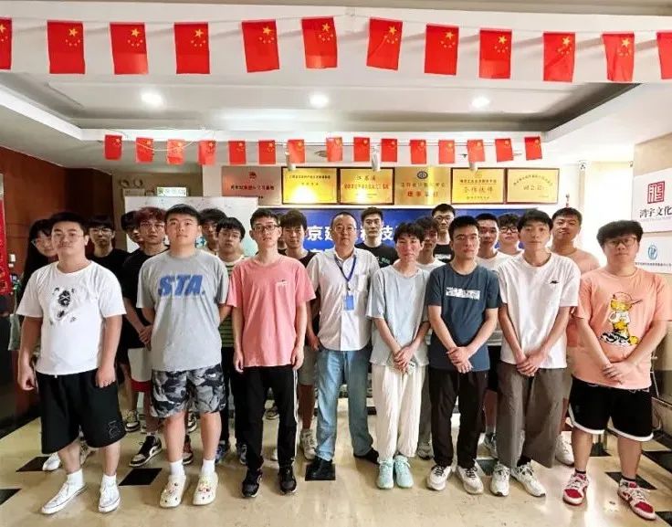 近期結(jié)班留影 | 百尺竿頭，更進(jìn)一步，加